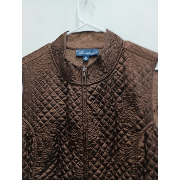 Susan Graver Womens Vest Size 2X Brown Quilted Embroidered Fleece Lined Outdoor - Picture 2 of 8